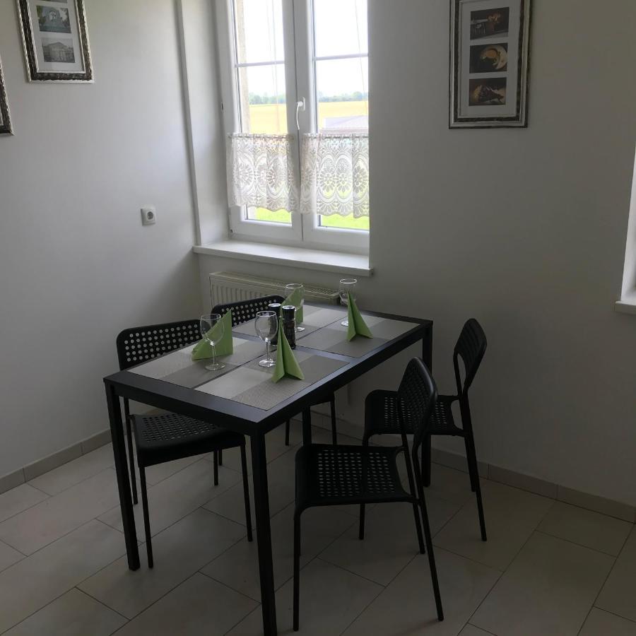 Lg Living Apartment Stockerau Kültér fotó
